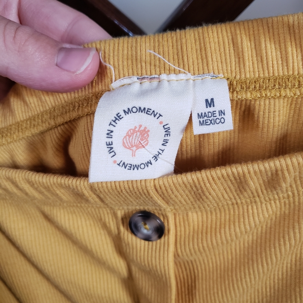 Yellow off shoulder top - Picture 2 of 3